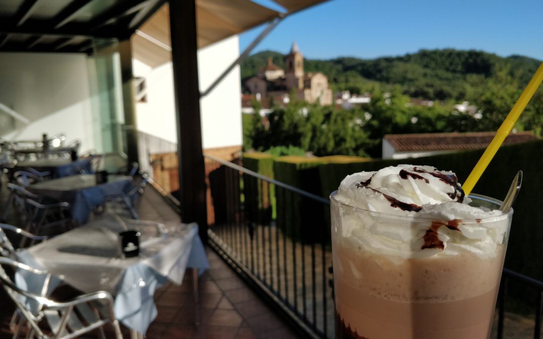 Disfruta de la sierra de Huelva y del verano en Aparthotel Doce Caños
